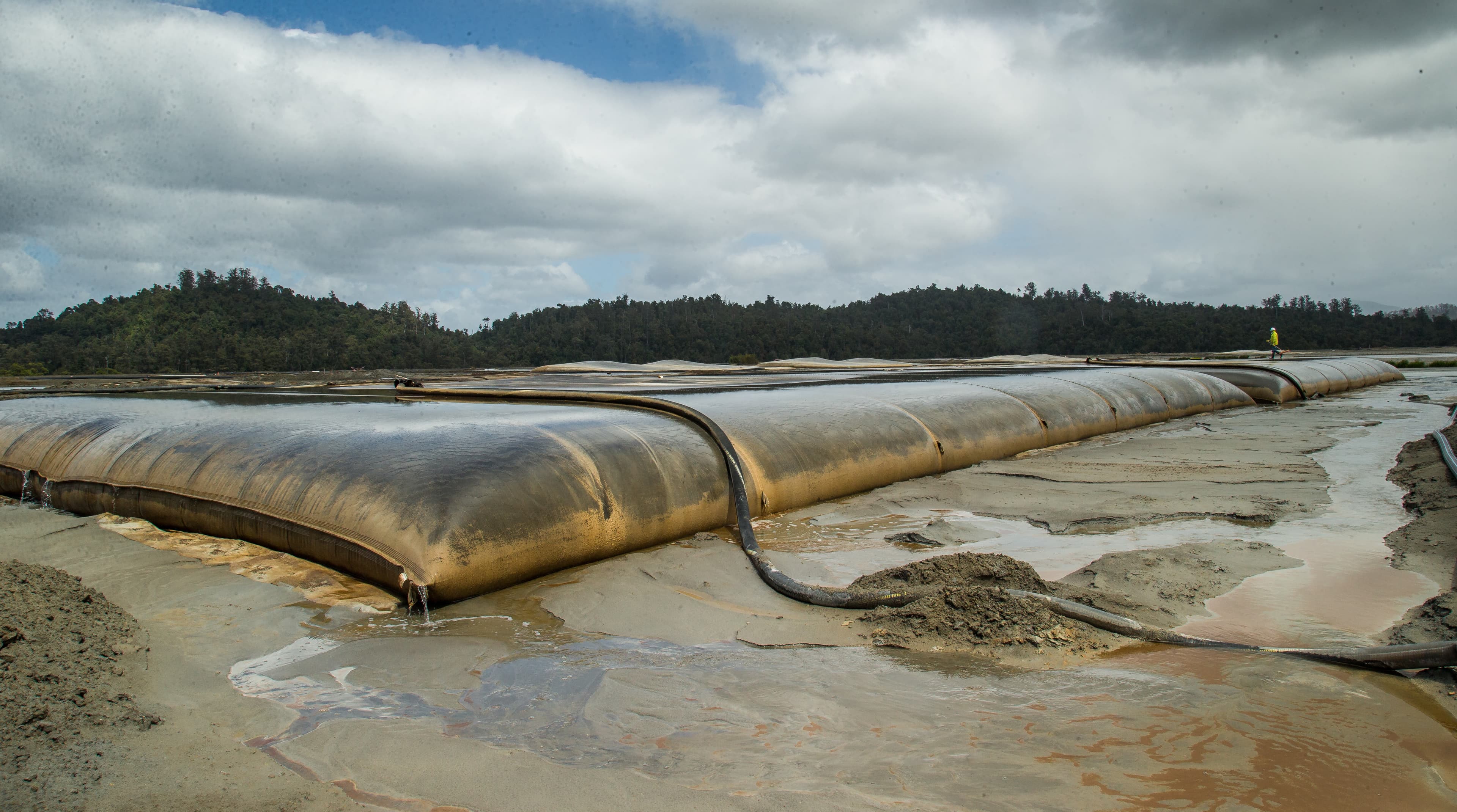 MMG Roseberry Gold Mind Tasmania Wastewater management Mirafi Bidim+Geotube