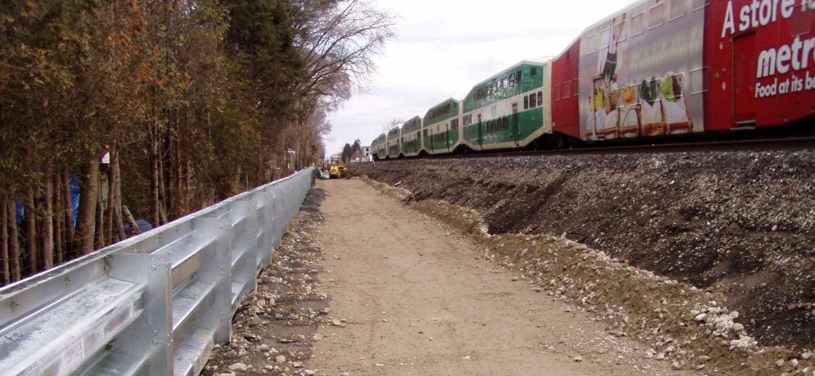 MSE walls with MIRAGRID XT for rail expansion
