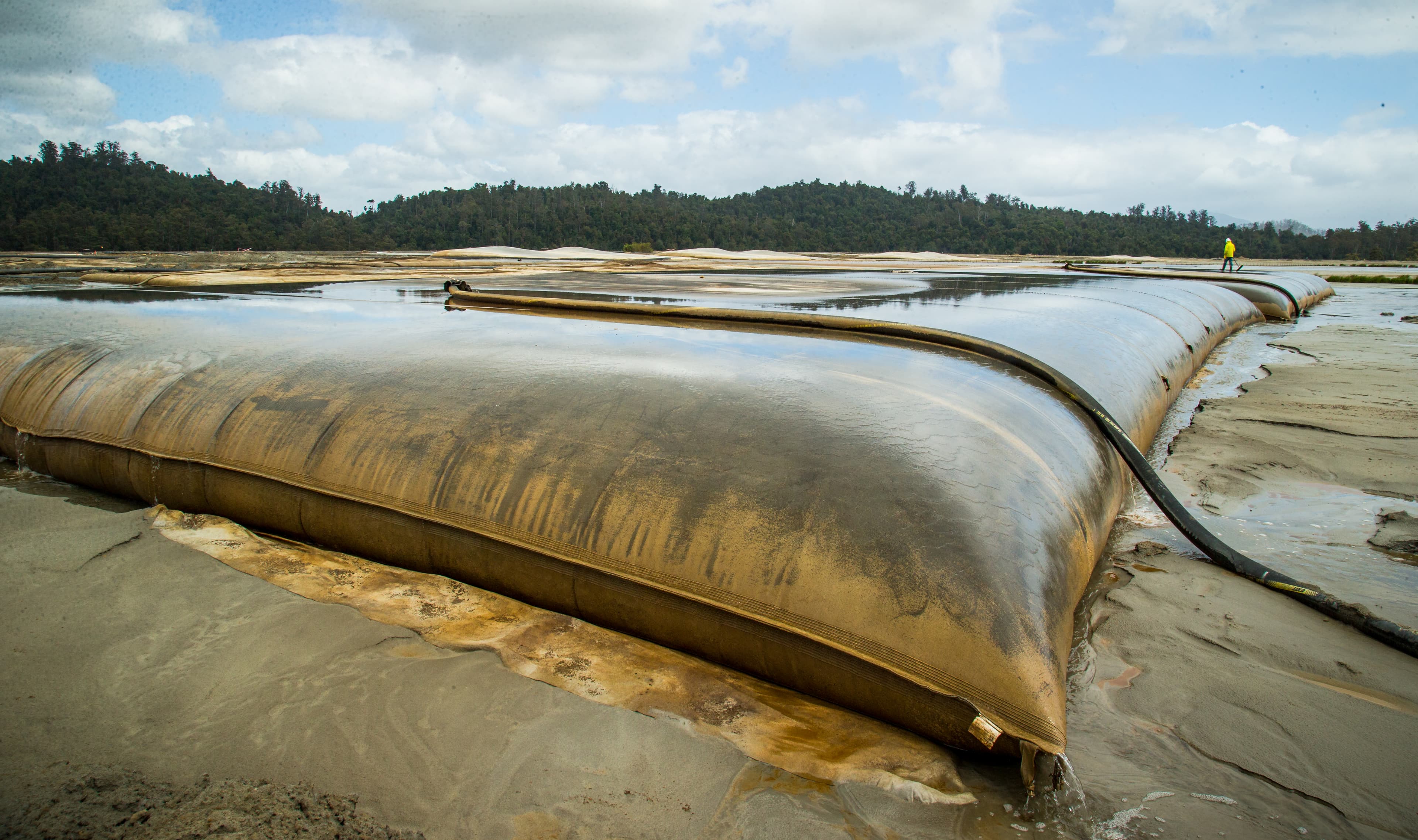 MMG Roseberry Gold Mind Tasmania Wastewater management Mirafi Bidim+Geotube